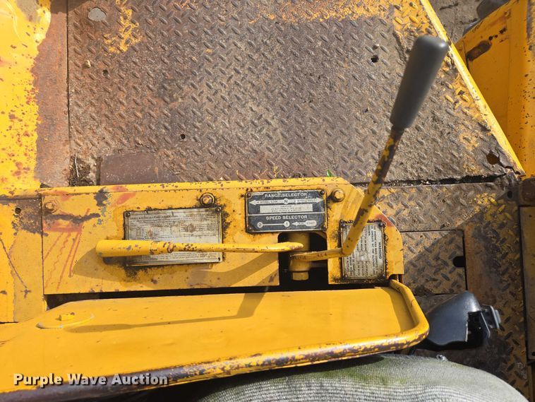 image for item EB1049 1966 Caterpillar 966B wheel loader