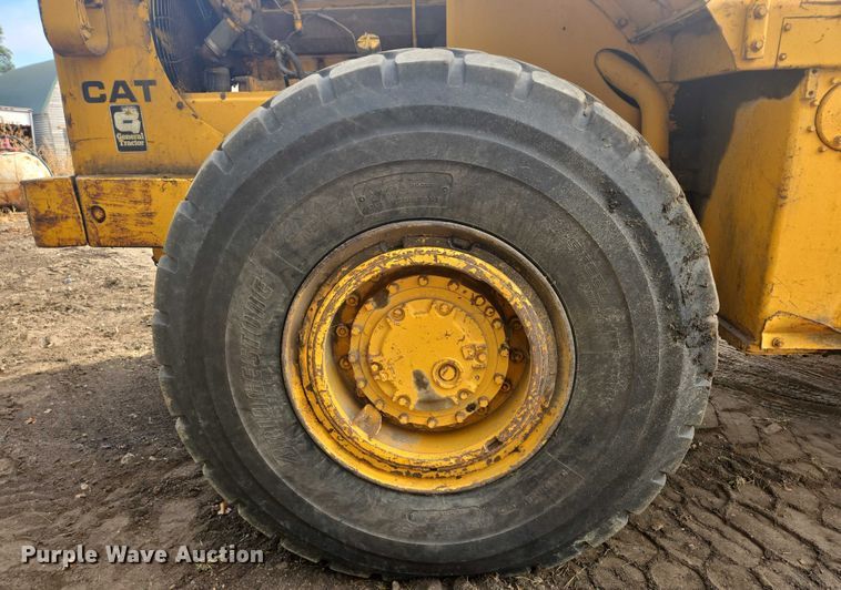 image for item EB1049 1966 Caterpillar 966B wheel loader