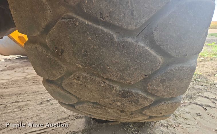 image for item EB1049 1966 Caterpillar 966B wheel loader