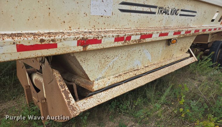 image for item EB1050 2002 Trail King TK54BDU-402 bottom dump trailer