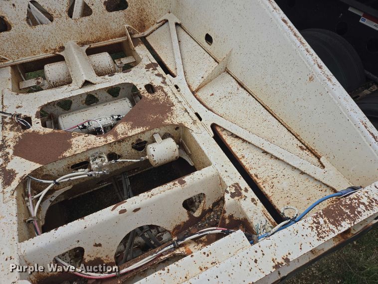 image for item EB1050 2002 Trail King TK54BDU-402 bottom dump trailer