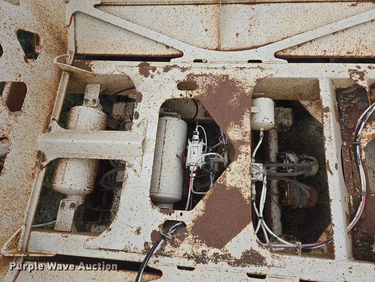 image for item EB1050 2002 Trail King TK54BDU-402 bottom dump trailer