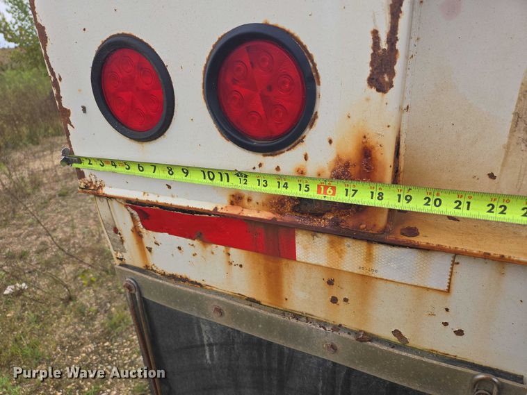 image for item EB1050 2002 Trail King TK54BDU-402 bottom dump trailer