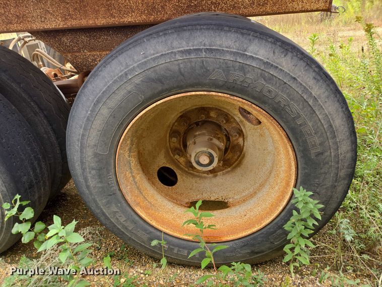 image for item EB1050 2002 Trail King TK54BDU-402 bottom dump trailer
