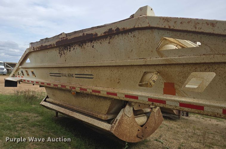 image for item EB1051 2002 Trail King TK54BDU-402 bottom dump trailer