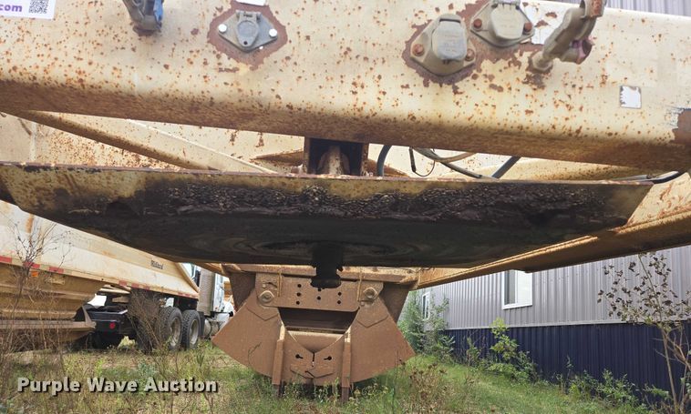 image for item EB1051 2002 Trail King TK54BDU-402 bottom dump trailer