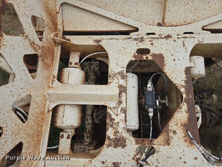 image for item EB1051 2002 Trail King TK54BDU-402 bottom dump trailer