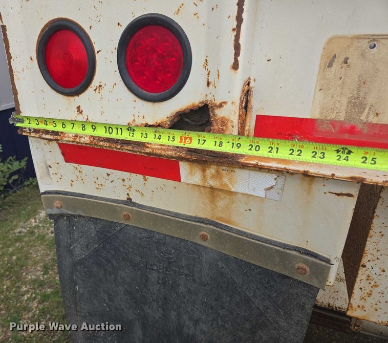 image for item EB1051 2002 Trail King TK54BDU-402 bottom dump trailer