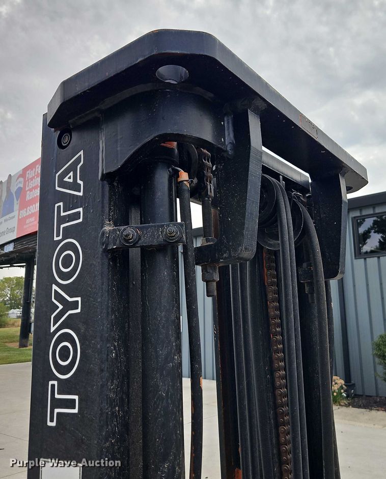 image for item EB8313 Toyota 42-5FG25 forklift