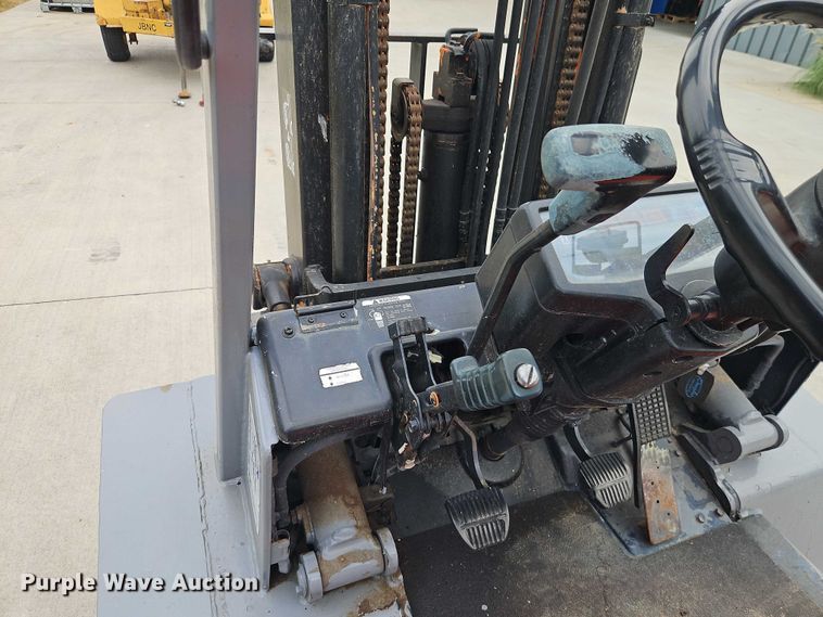 image for item EB8313 Toyota 42-5FG25 forklift