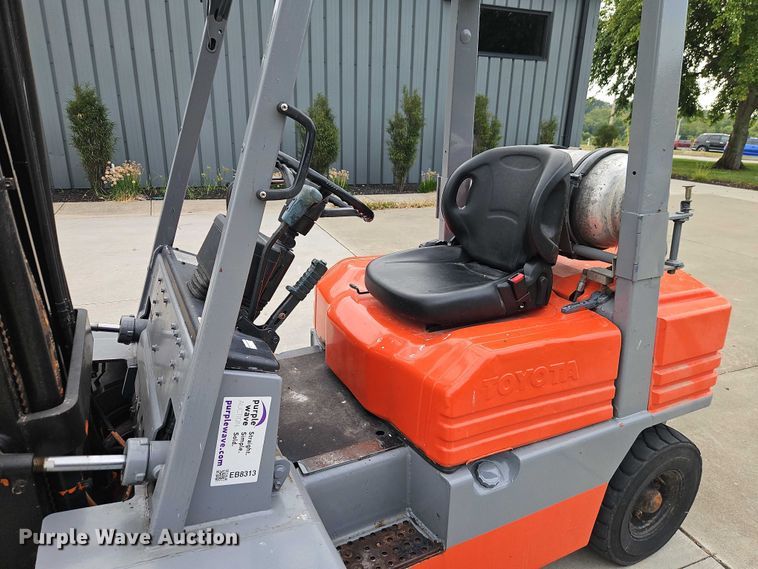 image for item EB8313 Toyota 42-5FG25 forklift