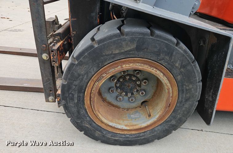 image for item EB8313 Toyota 42-5FG25 forklift