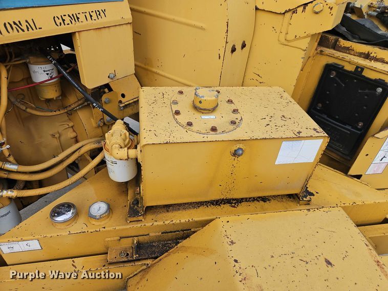 image for item EB8314 Vermeer BC1230 wood chipper