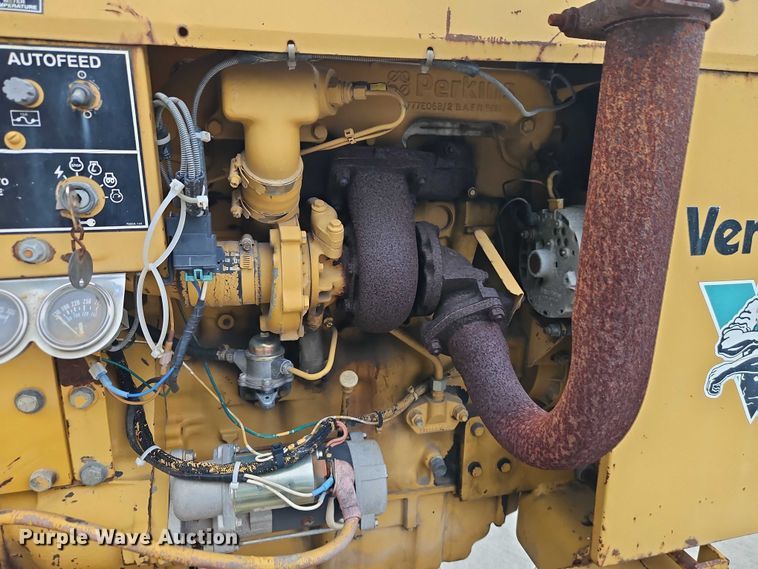 image for item EB8314 Vermeer BC1230 wood chipper