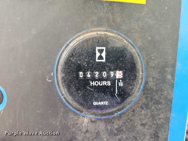 image for item EB8315 Genie S-45 boom lift