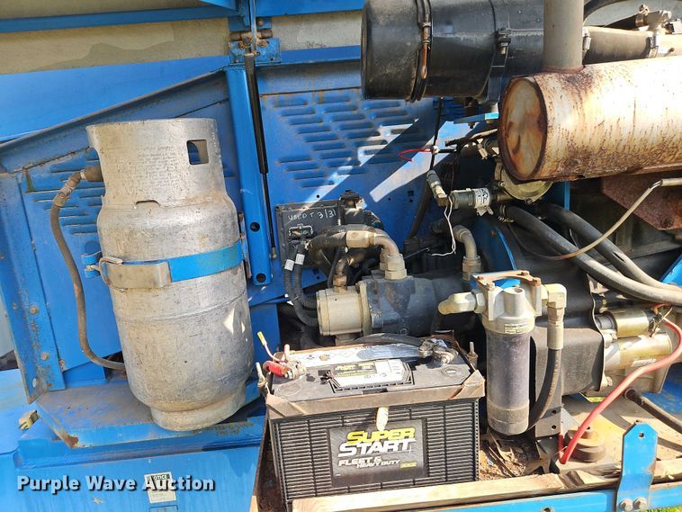 image for item EB8315 Genie S-45 boom lift