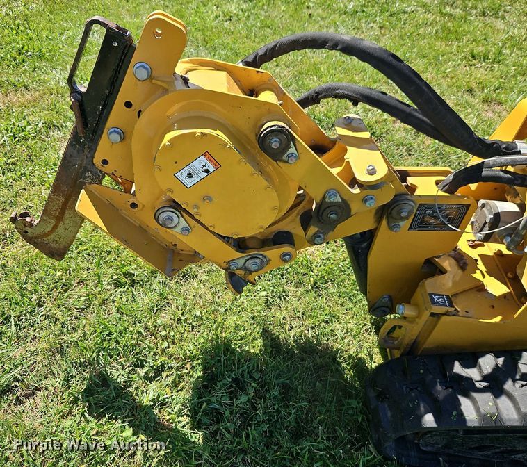 image for item EB8324 2023 Vermeer SPX25 vibratory cable plow