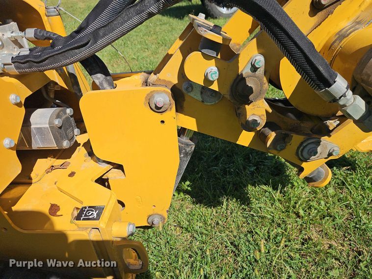 image for item EB8324 2023 Vermeer SPX25 vibratory cable plow