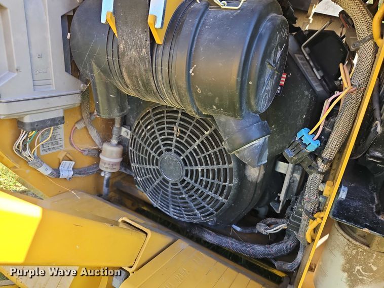 image for item EB8324 2023 Vermeer SPX25 vibratory cable plow