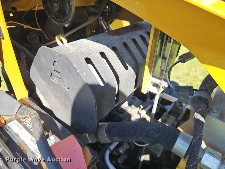 image for item EB8324 2023 Vermeer SPX25 vibratory cable plow