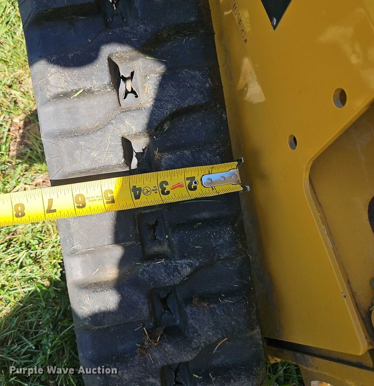 image for item EB8324 2023 Vermeer SPX25 vibratory cable plow