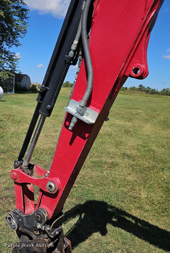 image for item EB8327 2022 Yanmar VIO25-6B mini excavator