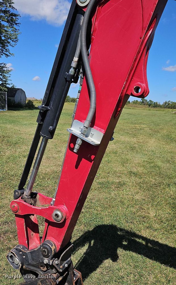 image for item EB8327 2022 Yanmar VIO25-6B mini excavator