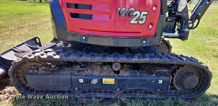 image for item EB8327 2022 Yanmar VIO25-6B mini excavator