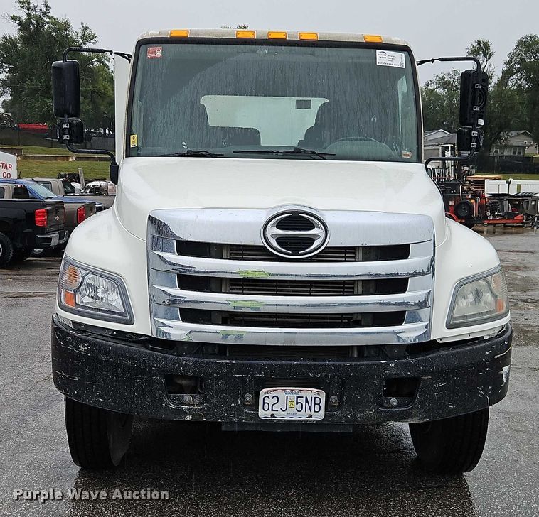 image for item EB8334 2011 Hino 338 utility / service truck