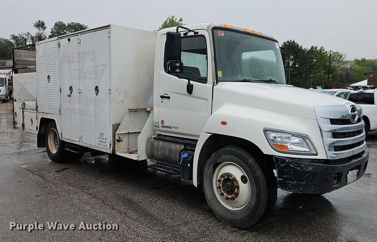 image for item EB8334 2011 Hino 338 utility / service truck