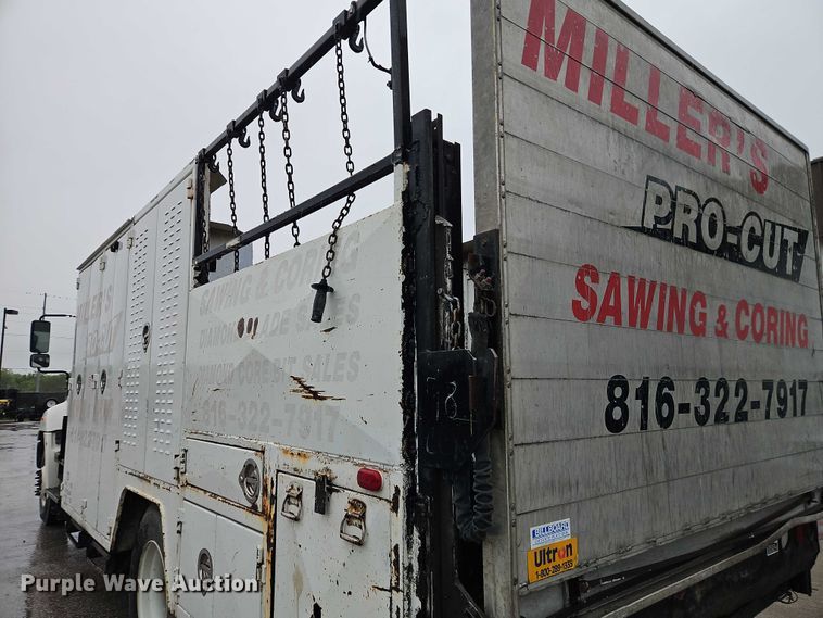 image for item EB8334 2011 Hino 338 utility / service truck