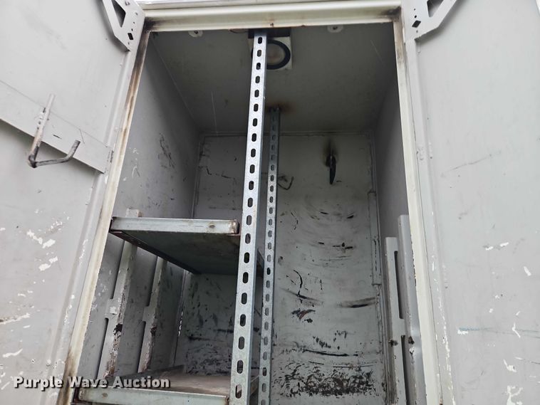 image for item EB8334 2011 Hino 338 utility / service truck