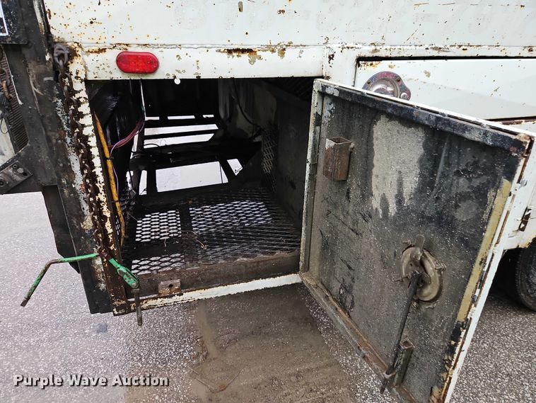 image for item EB8334 2011 Hino 338 utility / service truck