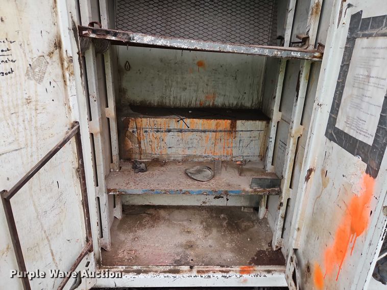 image for item EB8334 2011 Hino 338 utility / service truck