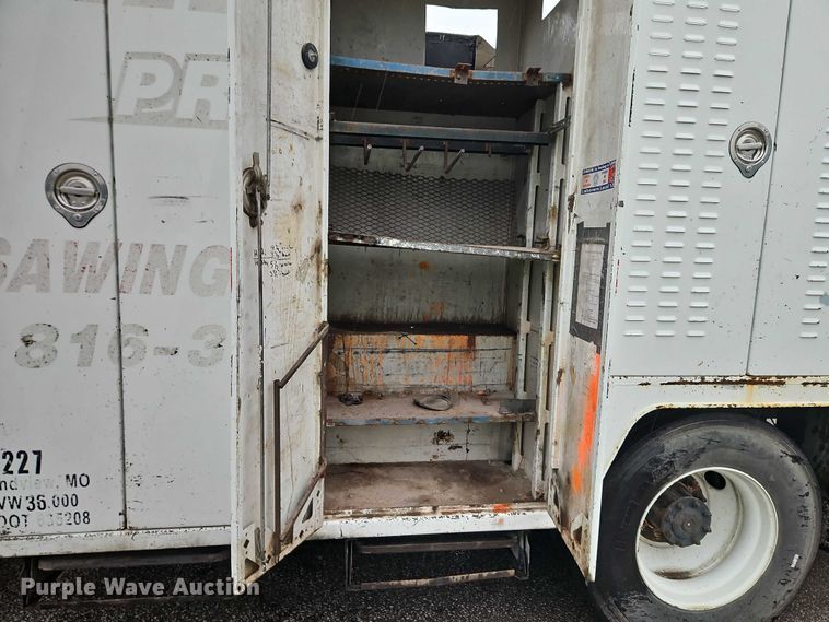 image for item EB8334 2011 Hino 338 utility / service truck