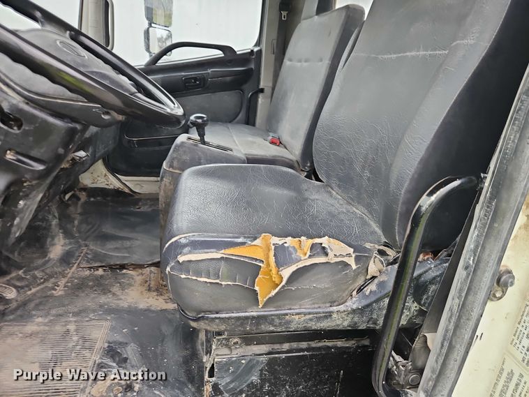 image for item EB8334 2011 Hino 338 utility / service truck