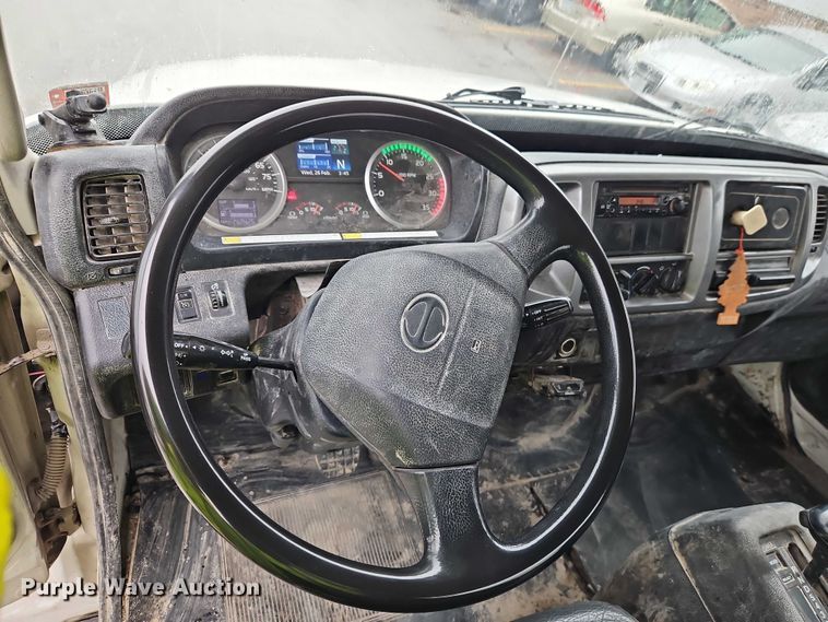 image for item EB8334 2011 Hino 338 utility / service truck