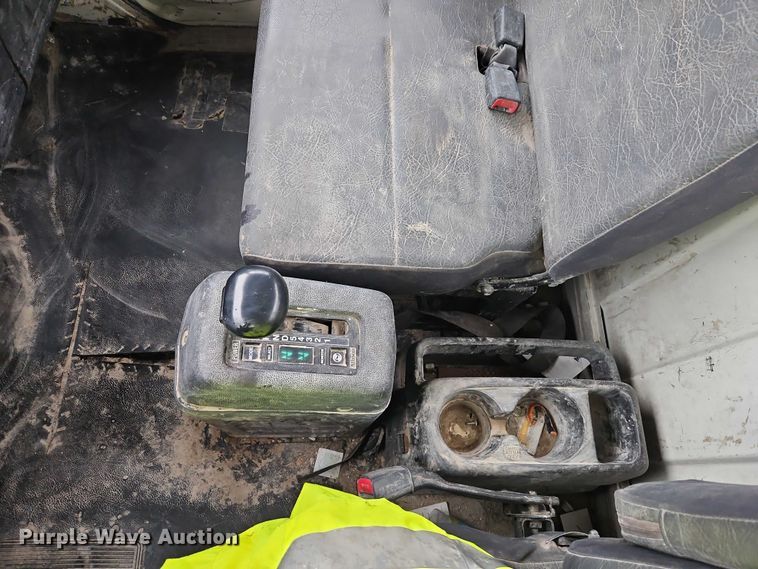 image for item EB8334 2011 Hino 338 utility / service truck