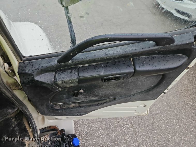 image for item EB8334 2011 Hino 338 utility / service truck