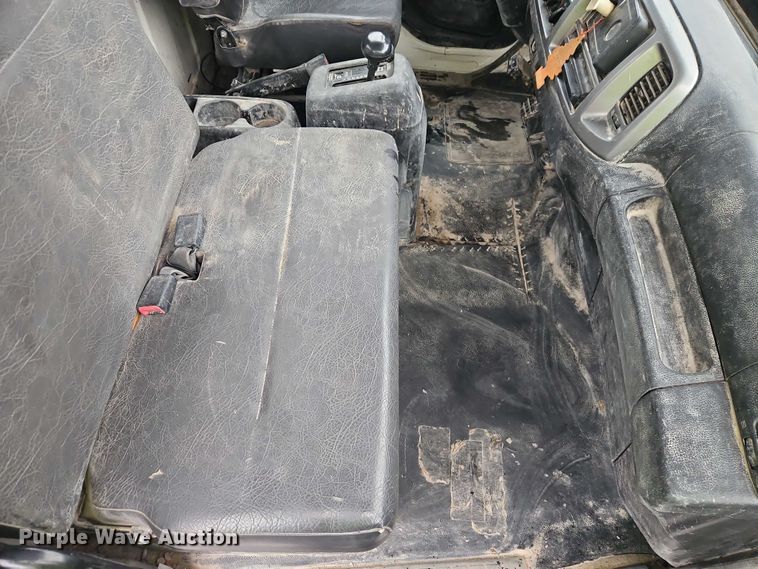 image for item EB8334 2011 Hino 338 utility / service truck