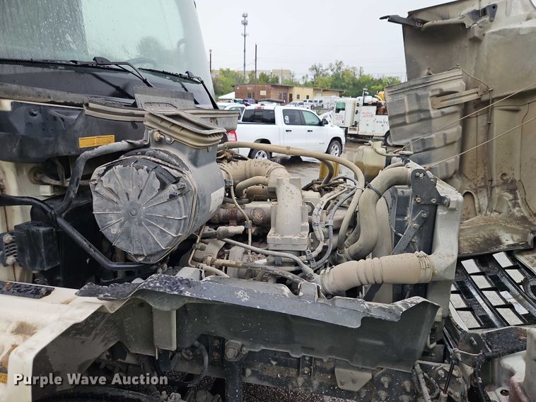 image for item EB8334 2011 Hino 338 utility / service truck