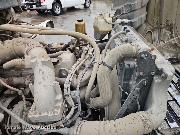 image for item EB8334 2011 Hino 338 utility / service truck