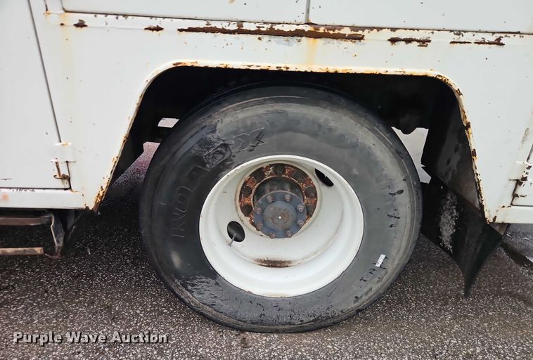 image for item EB8334 2011 Hino 338 utility / service truck