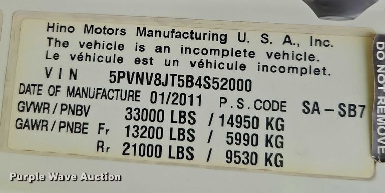 image for item EB8334 2011 Hino 338 utility / service truck