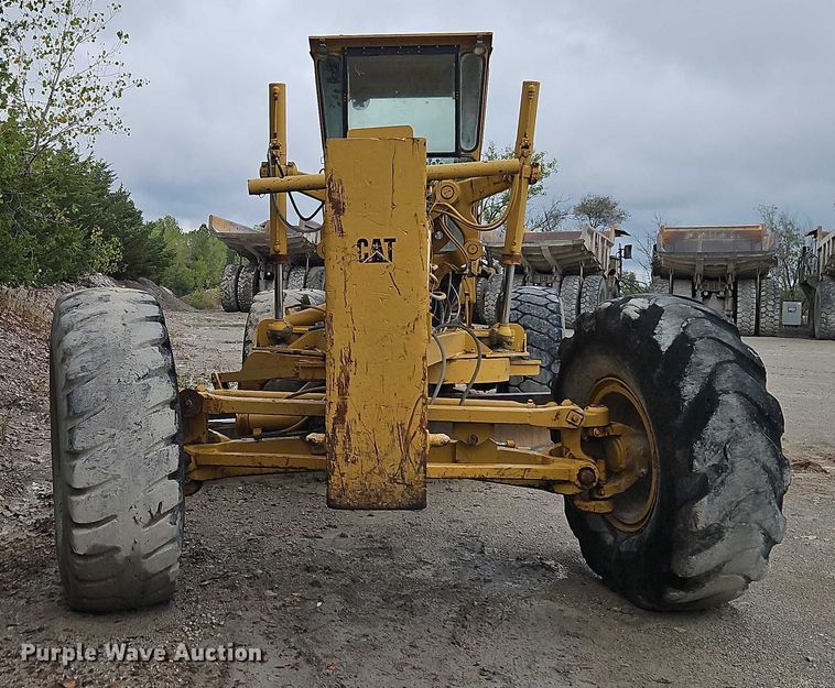 image for item EB8336 1974 Caterpillar 16G motor grader