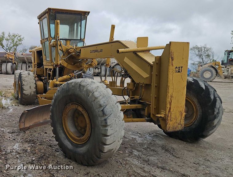 image for item EB8336 1974 Caterpillar 16G motor grader