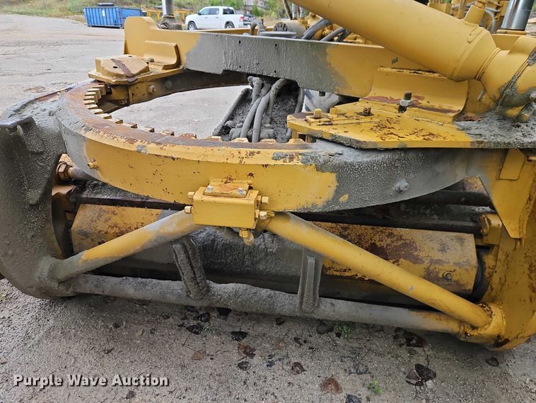 image for item EB8336 1974 Caterpillar 16G motor grader