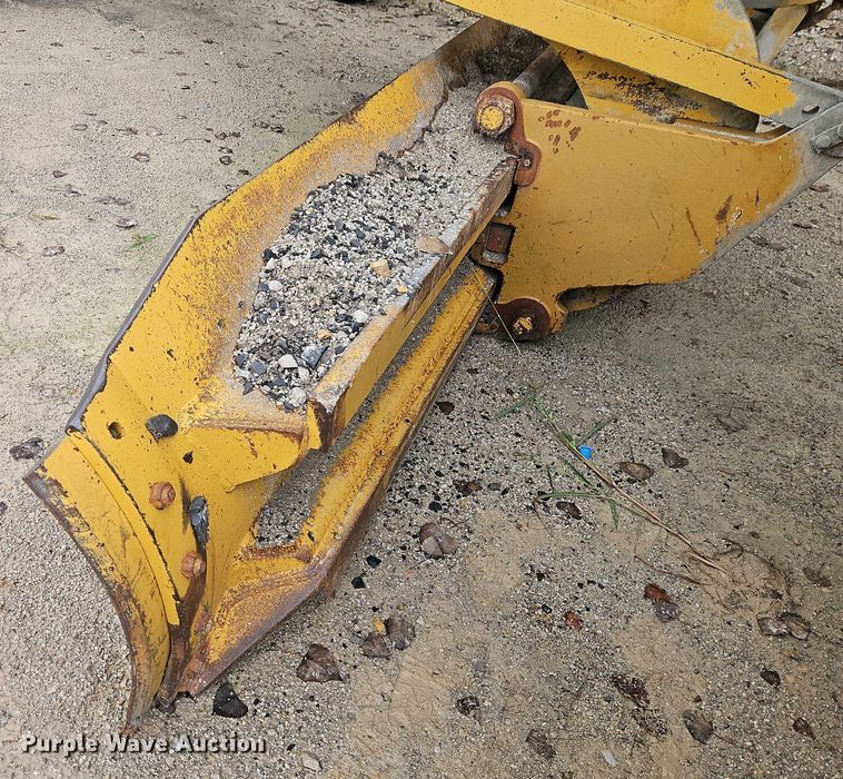 image for item EB8336 1974 Caterpillar 16G motor grader