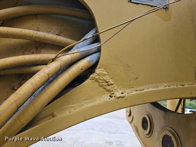 image for item EB8336 1974 Caterpillar 16G motor grader