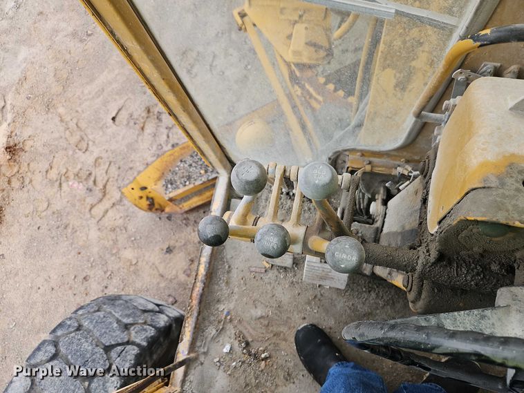 image for item EB8336 1974 Caterpillar 16G motor grader